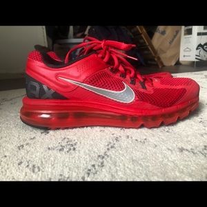 Nike Women's Red Air Max Fitsole Sneakers